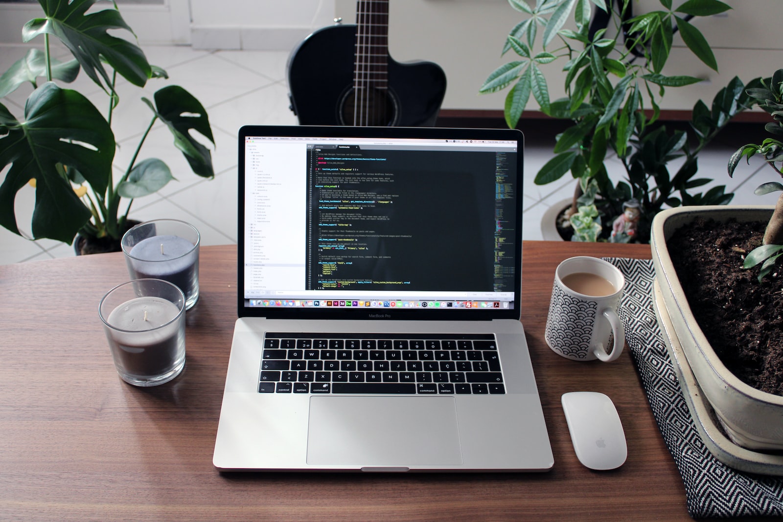 Featured image for “WordPress vs. WooCommerce: Which One Should You Use for Your Business?”